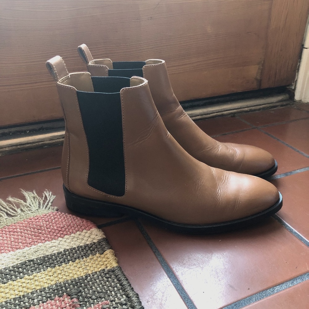 Everlane Chelsea Boot Leather Size 8